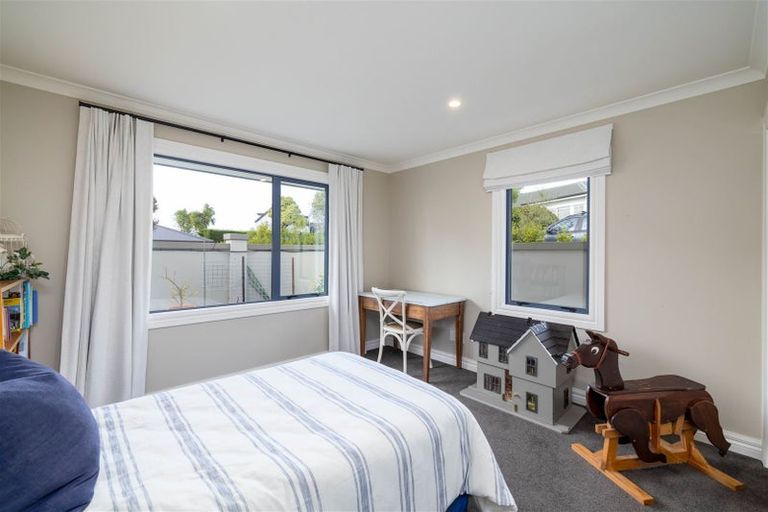 Photo of property in 27 Kidson Terrace, Cashmere, Christchurch, 8022