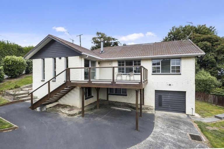 Photo of property in 352 Kenmure Road, Kenmure, Dunedin, 9011