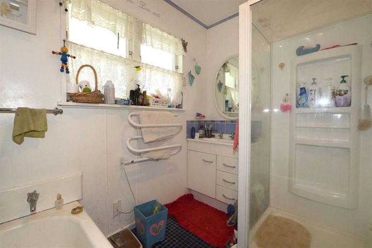 Photo of property in 17 Von Dadelszen Place, Havelock North, 4130