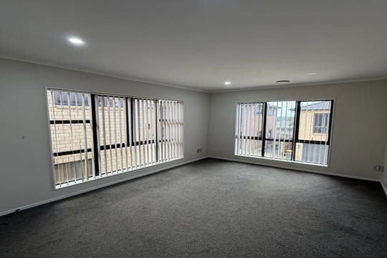 Photo of property in 6 Goyal Lane, Pakuranga, Auckland, 2010