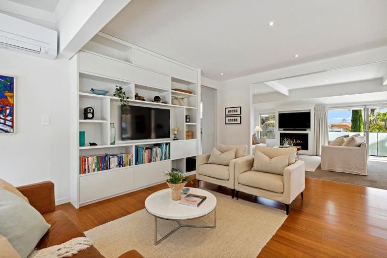 Photo of property in 45 Manurere Avenue, Takapuna, Auckland, 0622