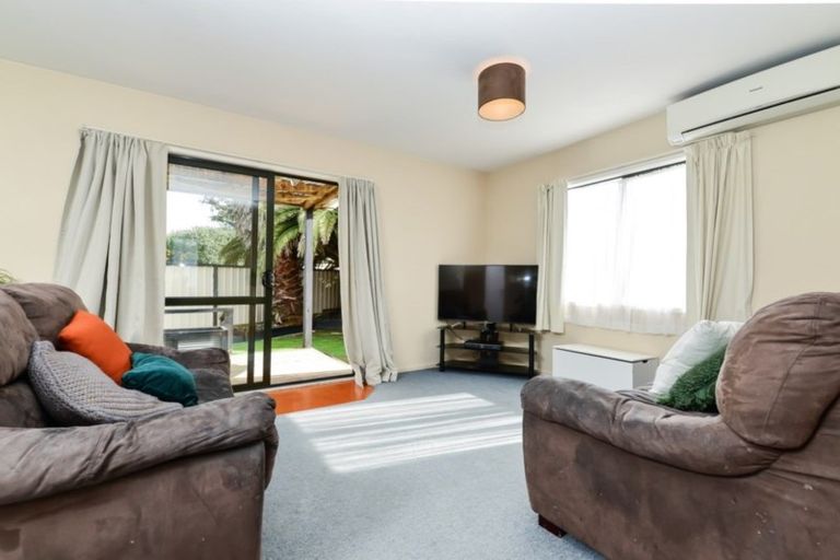 Photo of property in 54 Ross Crescent, Fairfield, Hamilton, 3214