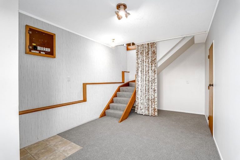 Photo of property in 37a Whanake Street, Titahi Bay, Porirua, 5022