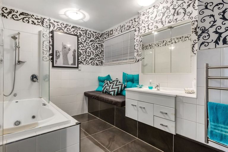 Photo of property in 68a Kenya Street, Ngaio, Wellington, 6035