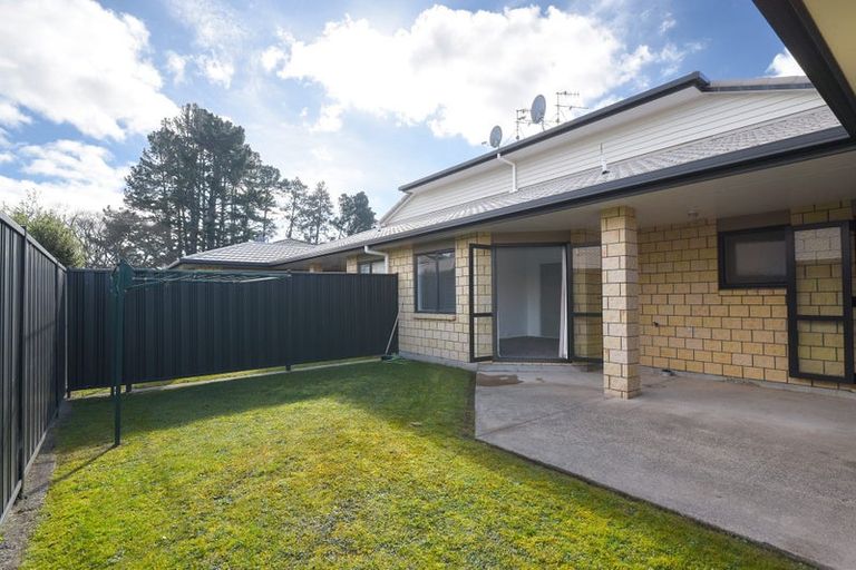 Photo of property in 14/64 Kawaha Point Road, Kawaha Point, Rotorua, 3010