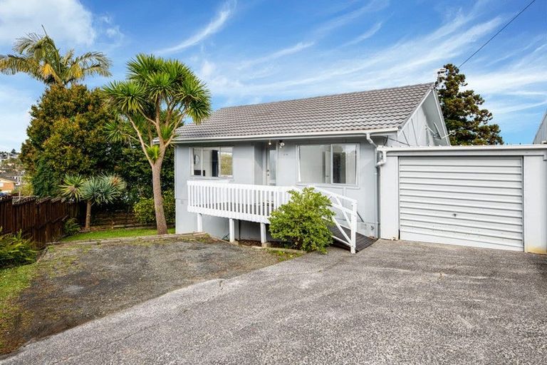 Photo of property in 2/50 Makora Road, Massey, Auckland, 0614