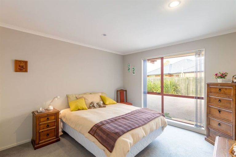 Photo of property in 8 Limes Avenue, Parklands, Christchurch, 8083
