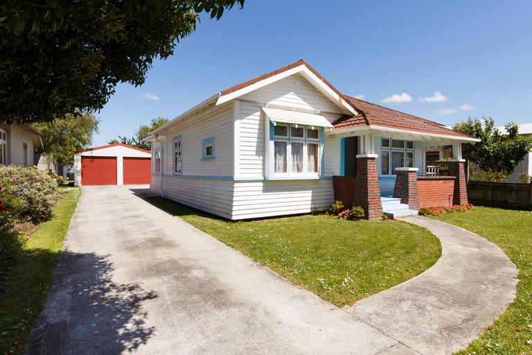 Photo of property in 50 Florence Avenue, Palmerston North, 4414