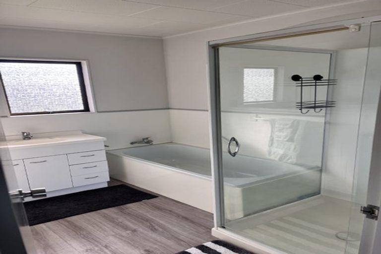 Photo of property in 8 Ryan Crescent, Greenmeadows, Napier, 4112