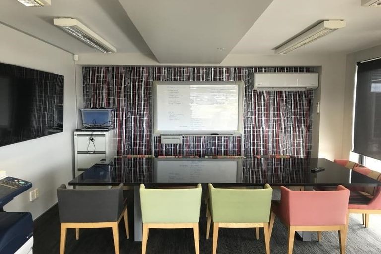 Photo of property in Heards Building, 303/2 Ruskin Street, Parnell, Auckland, 1052