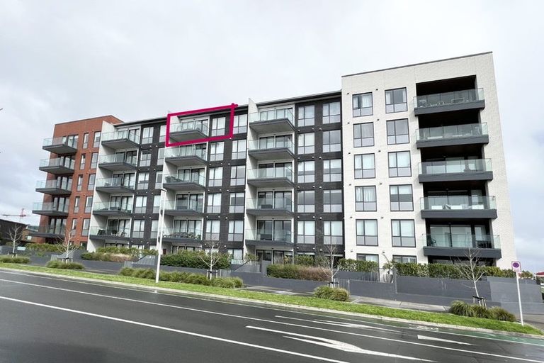 Photo of property in 504/57 Mapou Road, Hobsonville, Auckland, 0616