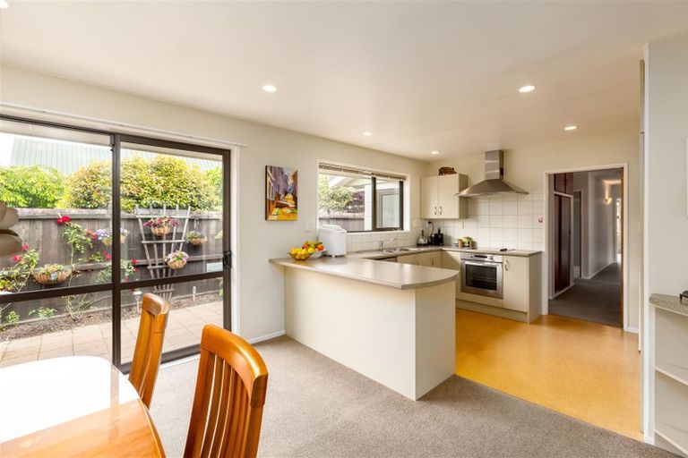 Photo of property in 25 Townshend Crescent, Halswell, Christchurch, 8025