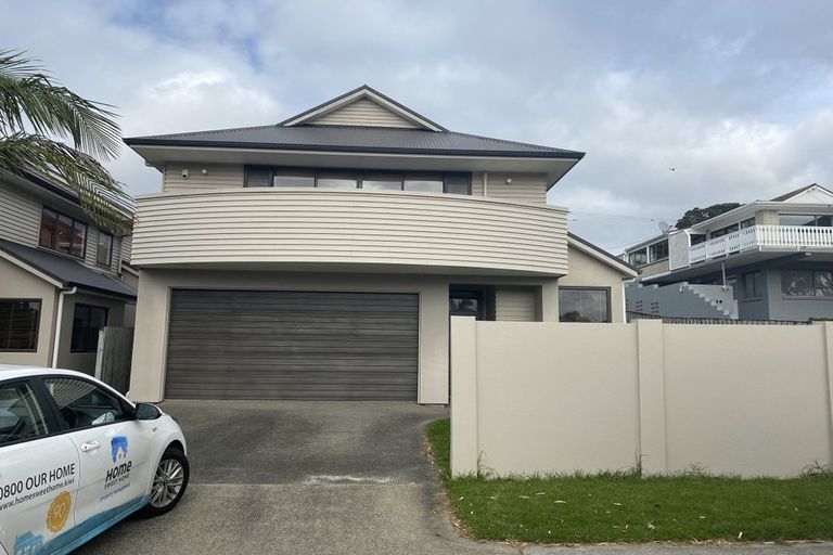 Photo of property in 82b Bay Street, Red Beach, 0932