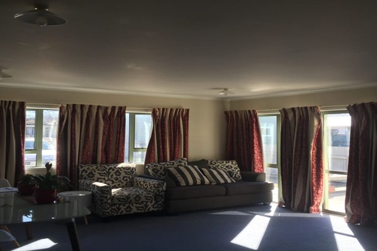 Photo of property in 212a Lascelles Street, Saint Leonards, Hastings, 4120