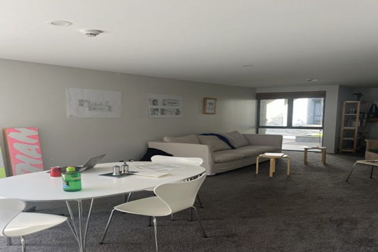 Photo of property in 9/868 Colombo Street, Christchurch Central, Christchurch, 8013