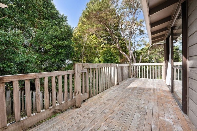 Photo of property in 2/104 Ocean View Road, Northcote, Auckland, 0627