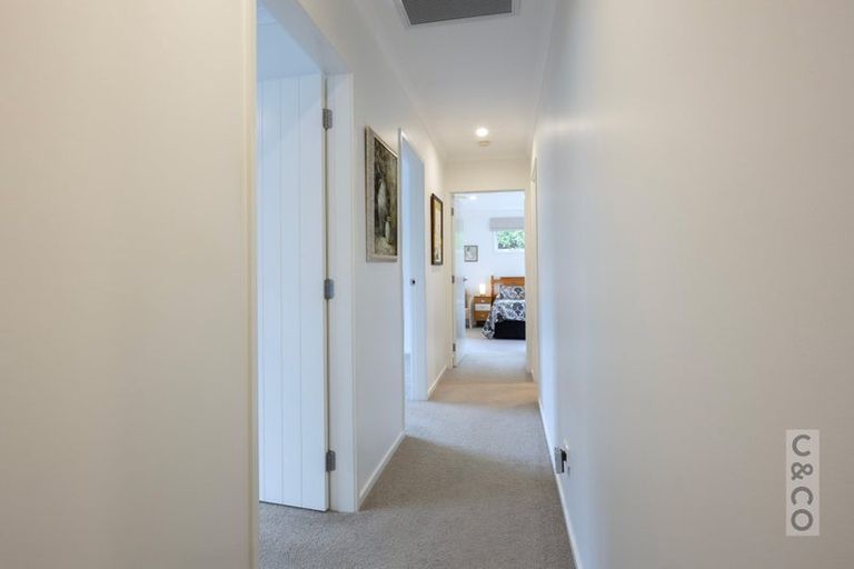 Photo of property in 43 Pitoitoi Drive, Riverhead, 0820