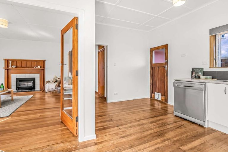 Photo of property in 25 Kent Road, Saint Johns Hill, Whanganui, 4501