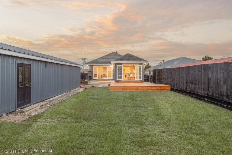 Photo of property in 63 Hay Street, Bromley, Christchurch, 8062