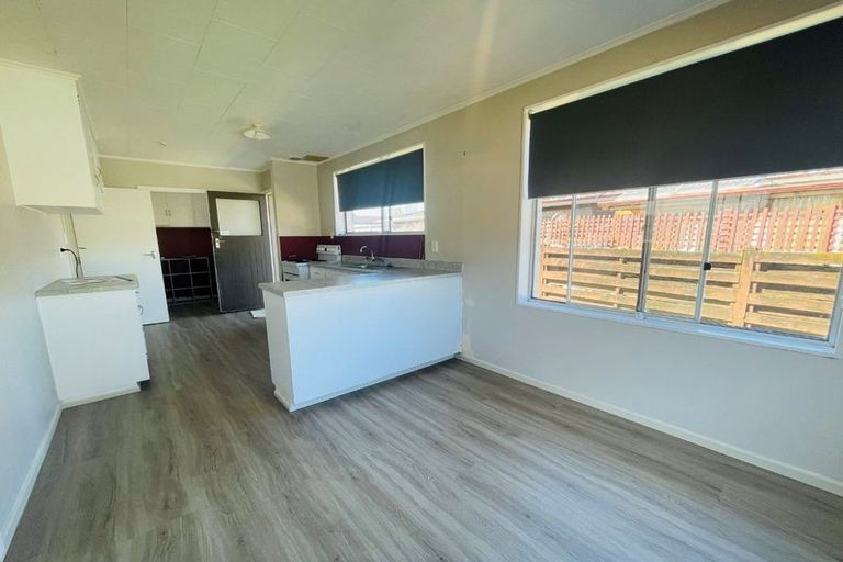 Photo of property in 112 California Drive, Totara Park, Upper Hutt, 5018