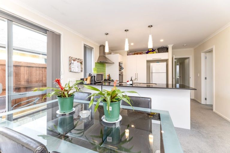 Photo of property in 16 Meyer Crescent, Halswell, Christchurch, 8025