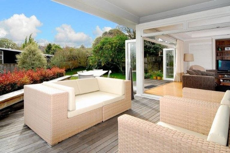 Photo of property in 68 Whitehaven Road, Glendowie, Auckland, 1071