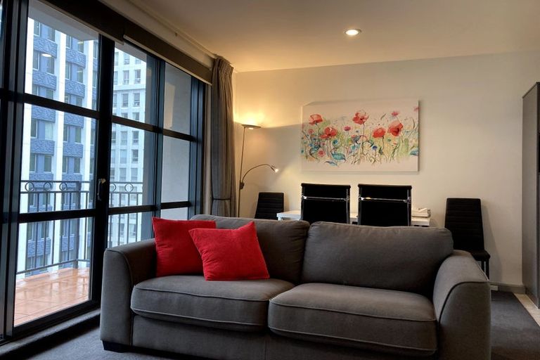 Photo of property in Atrium Towers, 6a/154 The Terrace, Wellington Central, Wellington, 6011