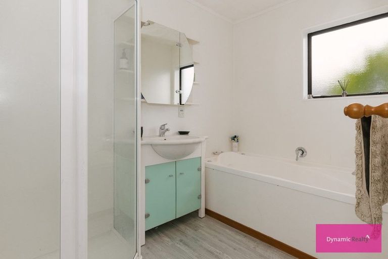 Photo of property in 10 Botanical Road, Takaro, Palmerston North, 4412