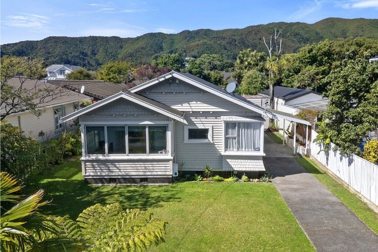 Photo of property in 12 Cressy Street, Waterloo, Lower Hutt, 5011