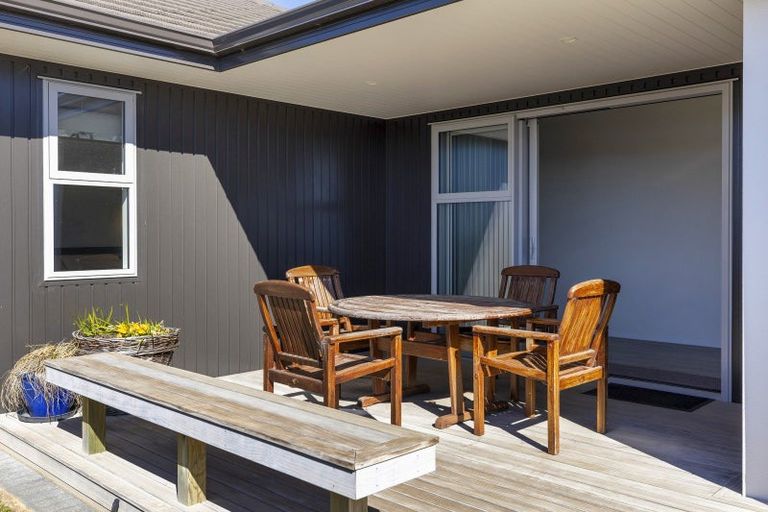Photo of property in 6 Raupo Crescent, Wharewaka, Taupo, 3330
