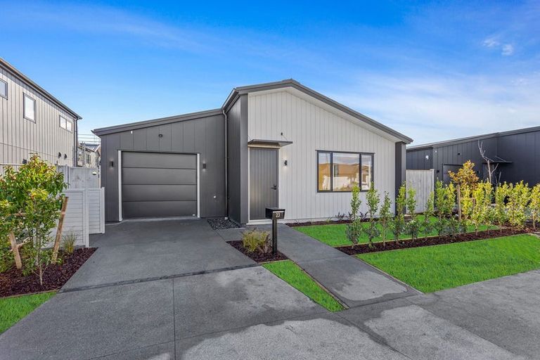 Photo of property in 23 Te Napi Drive, Takanini, Auckland, 2112