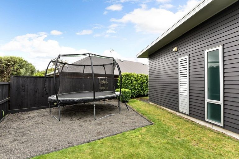 Photo of property in 38 Winslow Court, Huntington, Hamilton, 3210