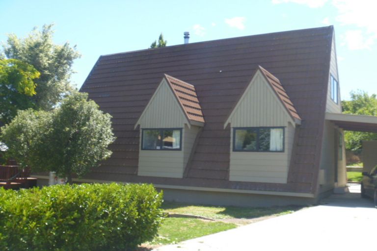 Photo of property in 3 Lanes Road, Bridge Hill, Alexandra, 9320