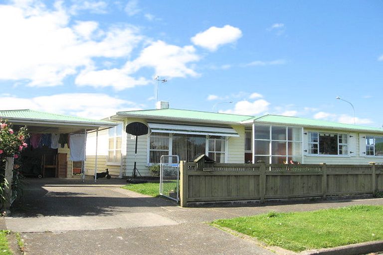 Photo of property in 1 Strathmore Place, Awapuni, Palmerston North, 4412