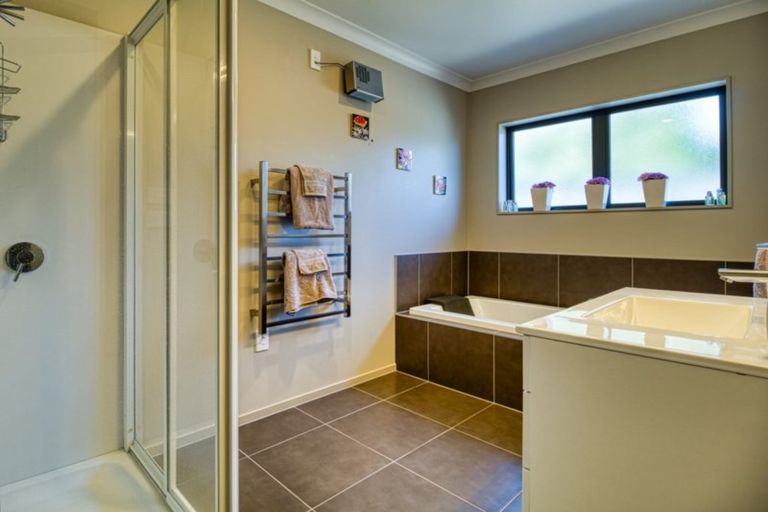 Photo of property in 69 Russell Robertson Drive, Havelock North, 4130