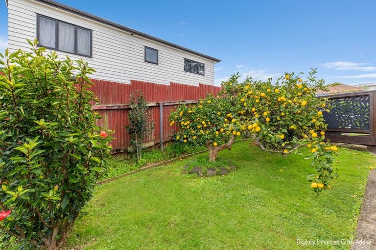 Photo of property in 2/15 Richards Avenue, Papatoetoe, Auckland, 2025
