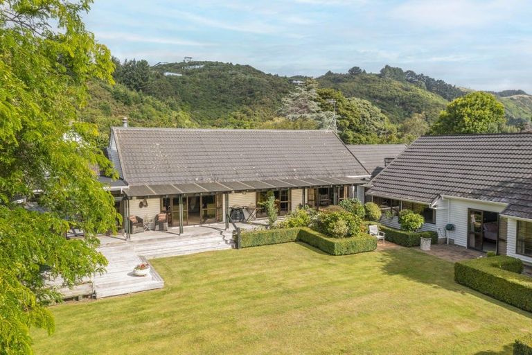 Photo of property in 114 Main Road South, Raumati Beach, Paraparaumu, 5032