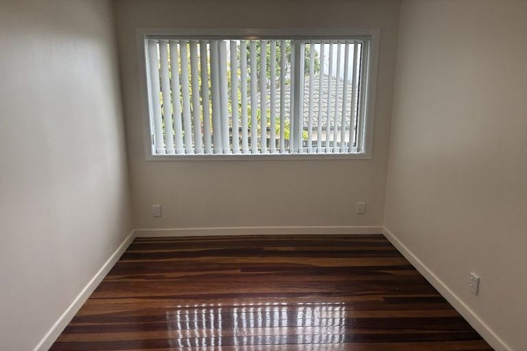 Photo of property in 130 Rosier Road, Glen Eden, Auckland, 0602