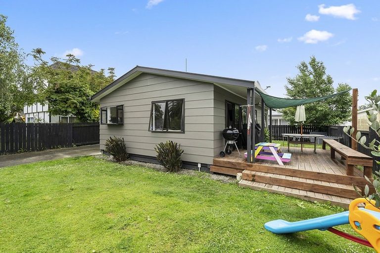 Photo of property in 3 Newton Place, Westbrook, Palmerston North, 4412
