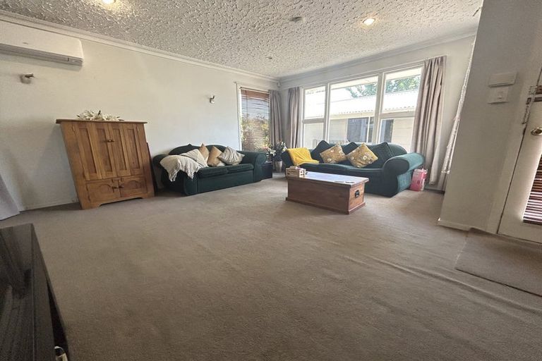 Photo of property in 1/12 Beatrice Place, Avonhead, Christchurch, 8042