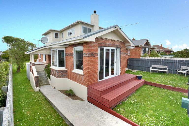 Photo of property in 54 Oakland Street, Andersons Bay, Dunedin, 9013