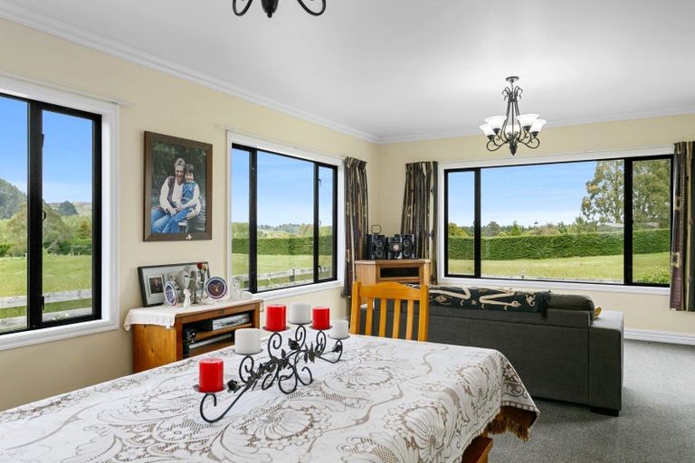 Photo of property in 736 Tukairangi Road, Kinloch, Taupo, 3385