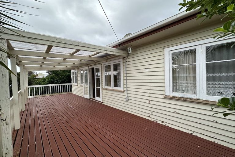 Photo of property in 92 Pooks Road, Ranui, Auckland, 0612