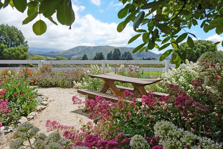 Photo of property in Western House, 5469 Kurow Duntroon Road, Otiake, Oamaru, 9494