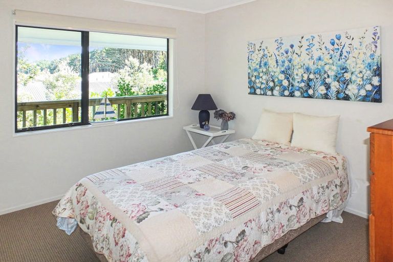 Photo of property in 25 Cousins Avenue East, Foxton Beach, Foxton, 4815