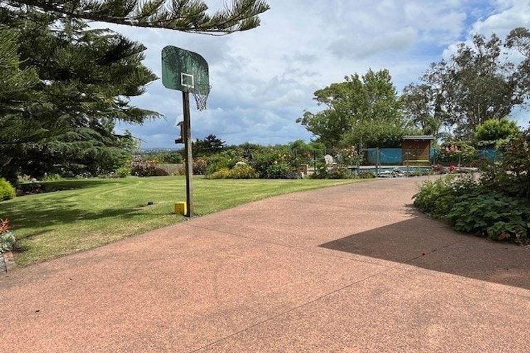 Photo of property in 336 Point View Drive, Shamrock Park, Auckland, 2016