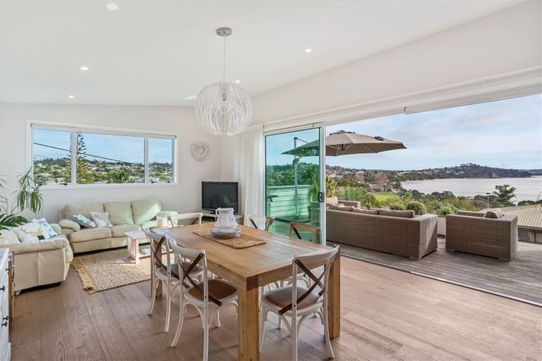 Photo of property in 133 Stanmore Bay Road, Stanmore Bay, Whangaparaoa, 0932