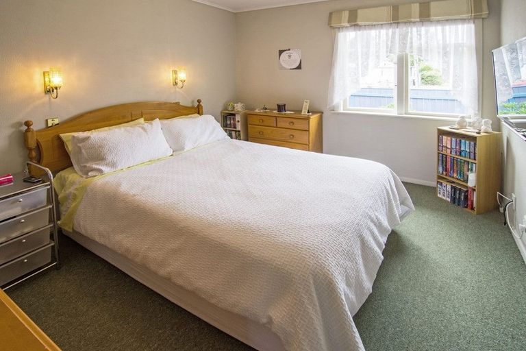 Photo of property in 21 Oxford Street, Lansdowne, Masterton, 5810