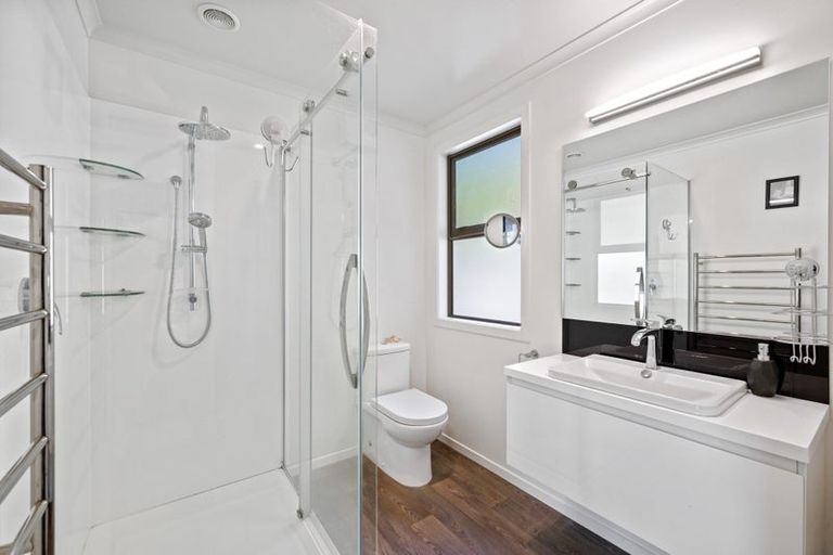 Photo of property in 25c Milton Terrace, Picton, 7220