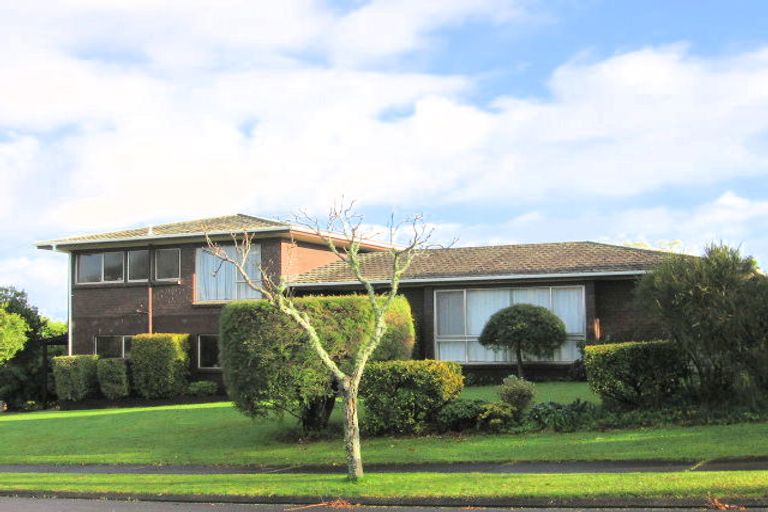 Photo of property in 2 Paykel Avenue, Farm Cove, Auckland, 2012